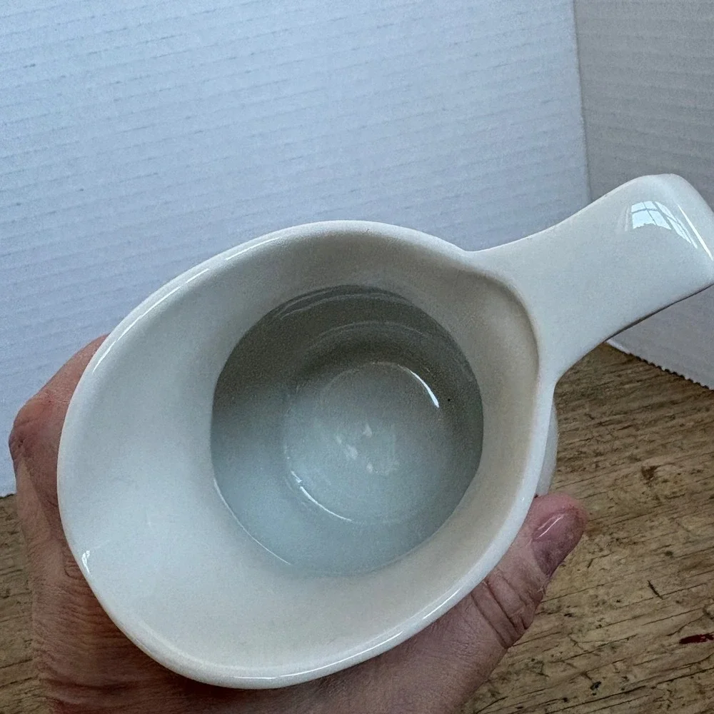 Pfaltzgraff Snow Village‎ Creamer Pitcher White Stoneware Snowman Sledding Scene